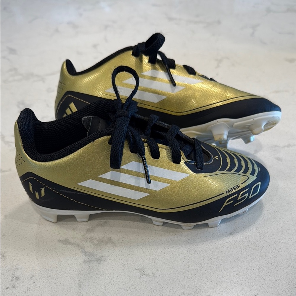 Adidas Messi soccer cleats size 12 boys